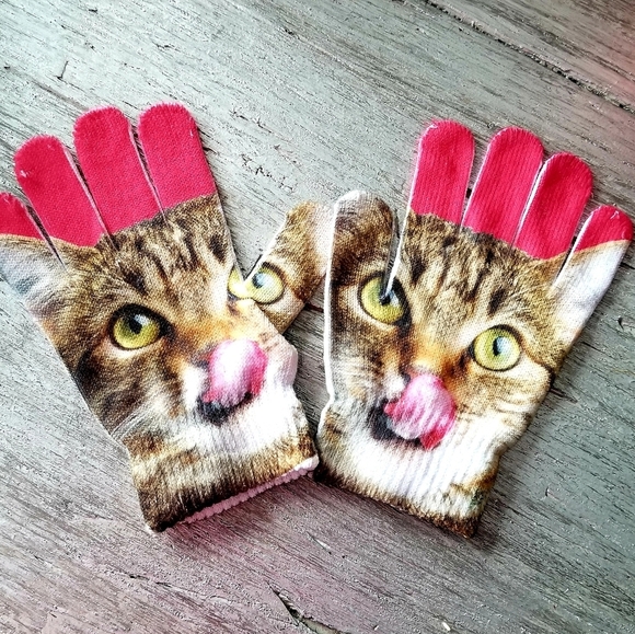 Cutest Gloves /Mittens Ever!! - Picture 4 of 7